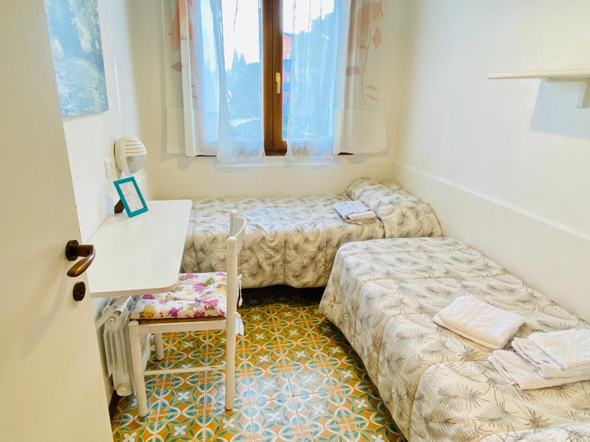 Aparthotel Residenza Cappuccini Peschiera del Garda Pokoj fotografie